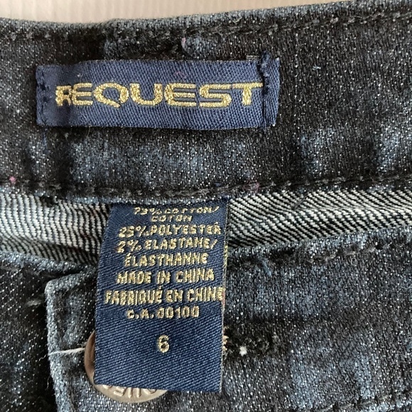 Request jeans size 6 Boot cut legs - Picture 3 of 6